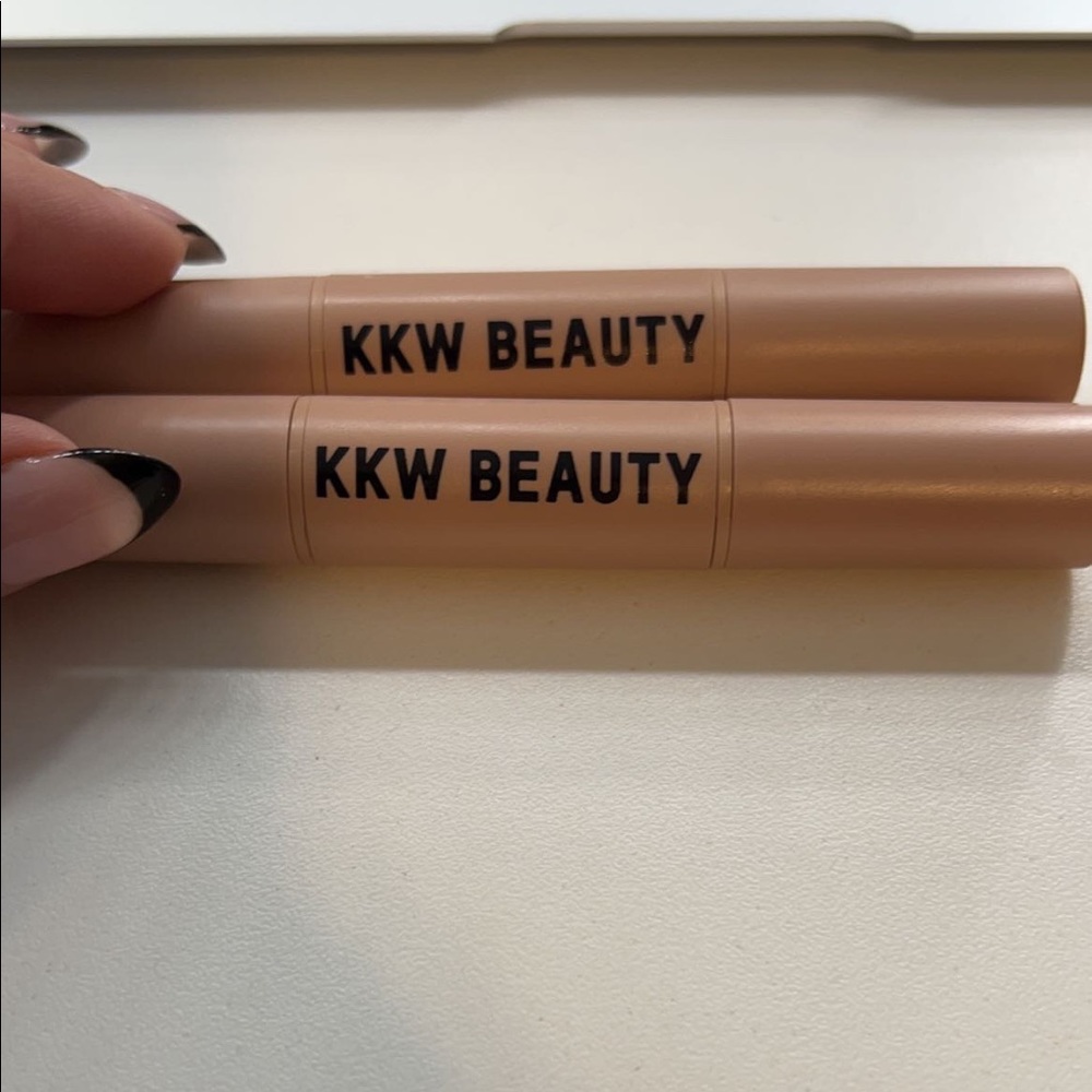 Kkw beauty contour sticks